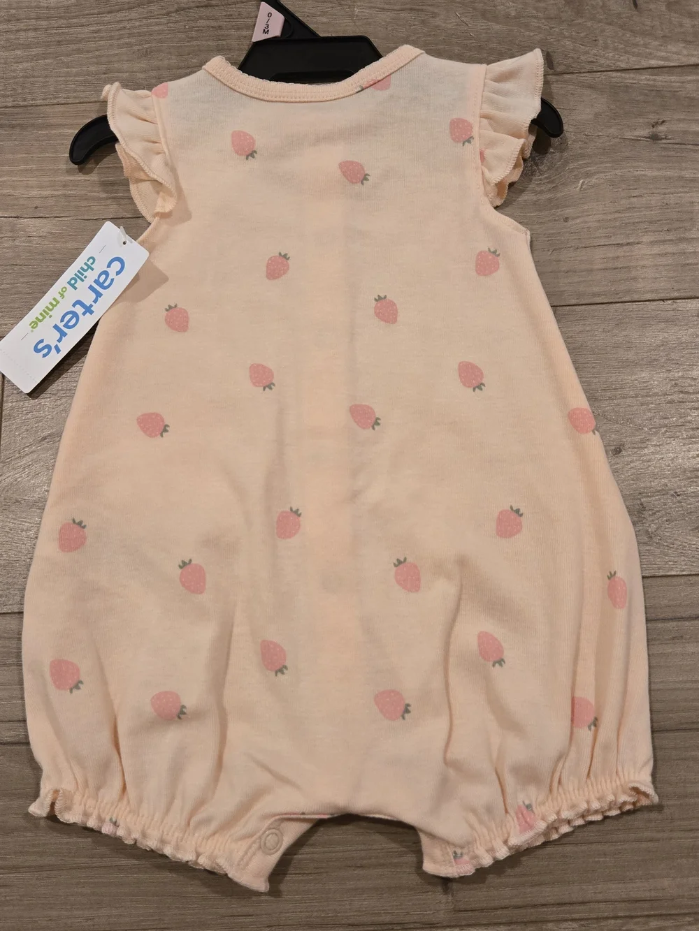 🌻 NWT Carter’s Baby Girl Strawberry Romper Pink 0-3M Ruffle One-Piece 🍓